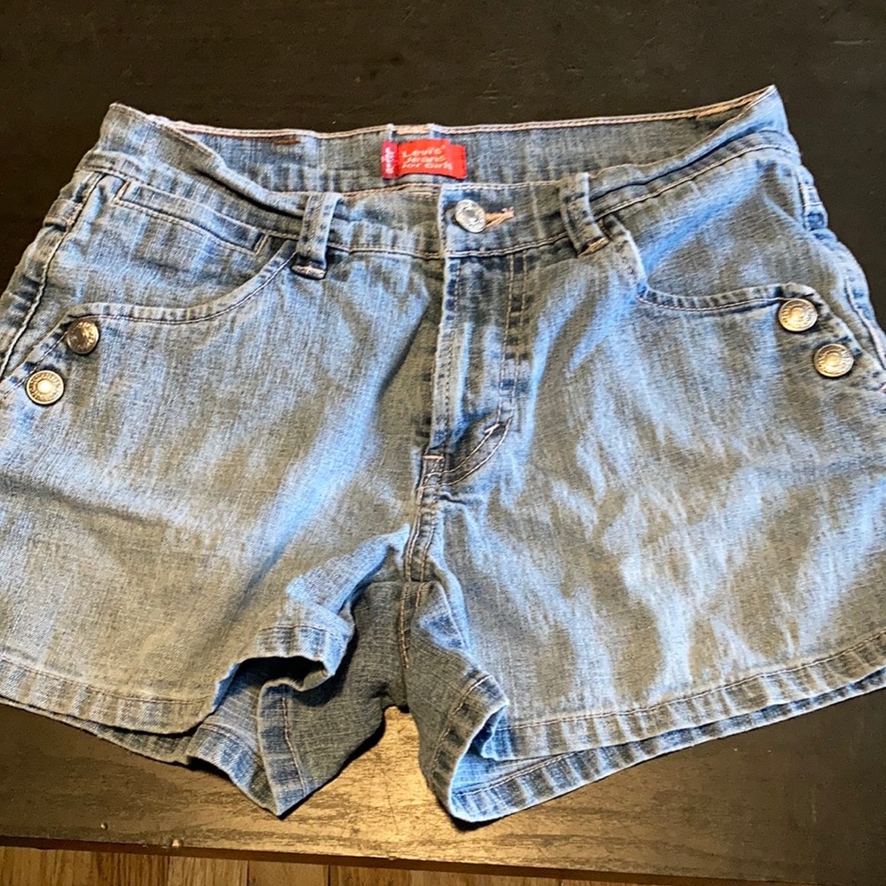 Size 14 Levi shorts